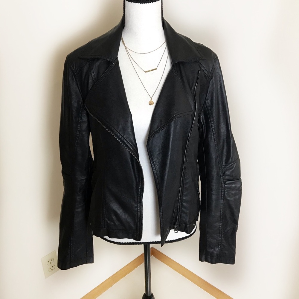 BARNEYS ORIGINALS Faux Leather Jacket